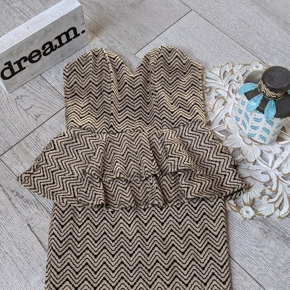 A'gaci Strapless Tan & Black Corset Dress Small - Picture 3 of 6